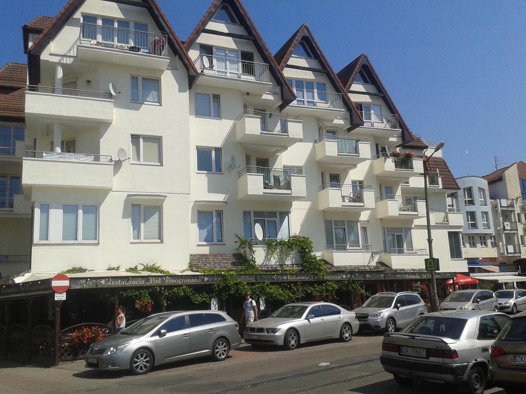 Apartament Portowy Z Garazem, Ul Towarowa Kołobrzeg Δωμάτιο φωτογραφία